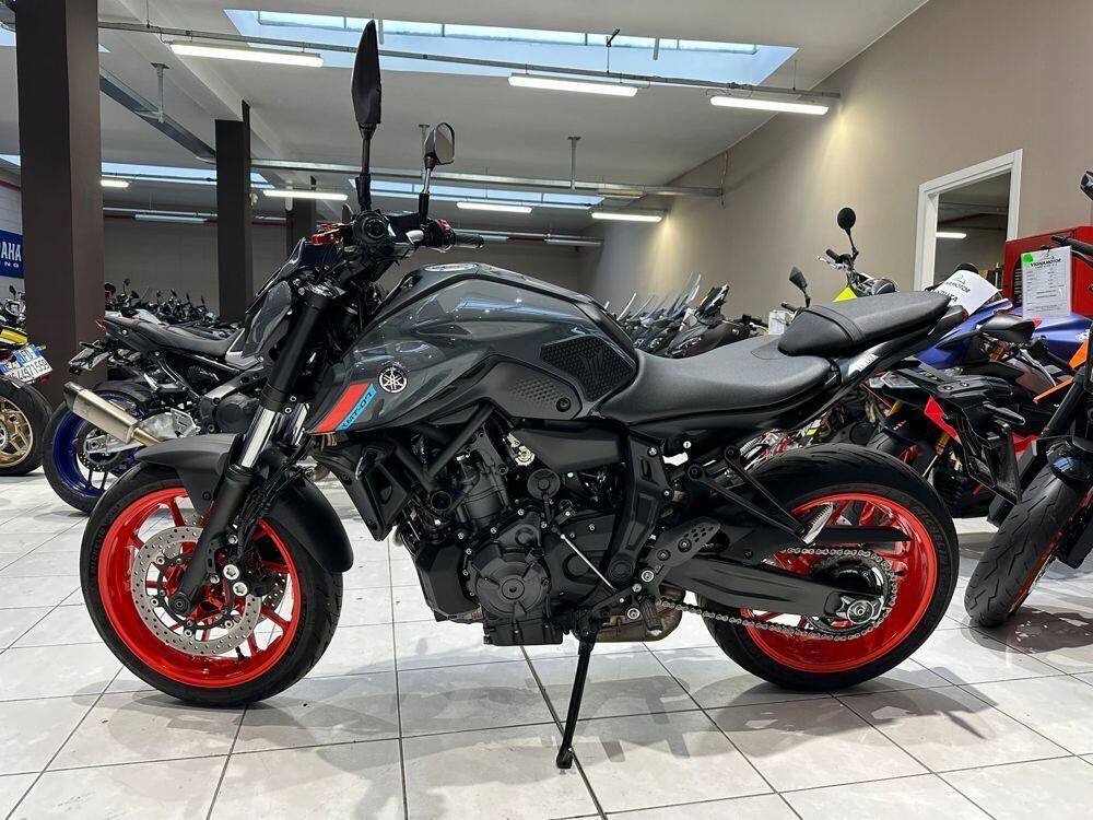 Yamaha MT-07 (2021 - 24) (2)