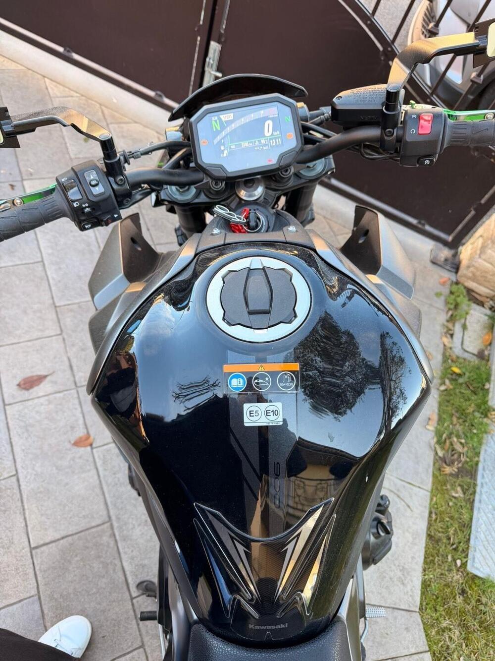 Kawasaki Z 900 Performance (2021 - 24) (3)