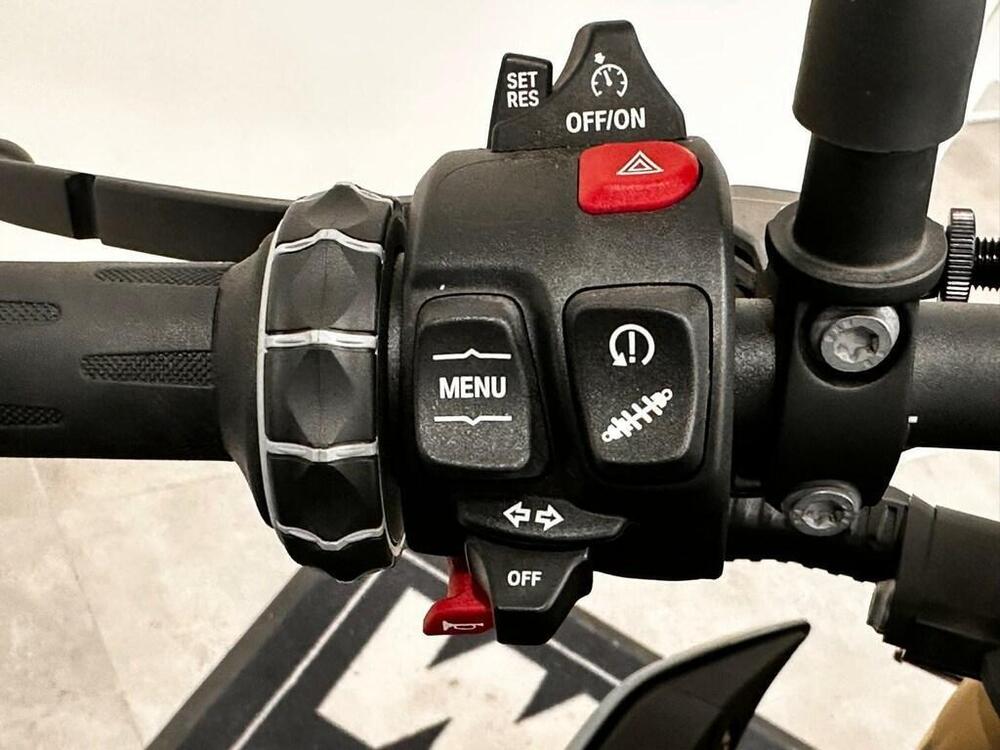 Bmw S 1000 R (2021 - 24) (8)