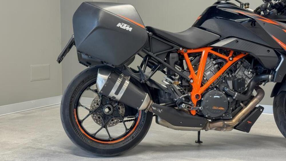 KTM 1290 Super Duke GT ABS (2016 - 18) (7)