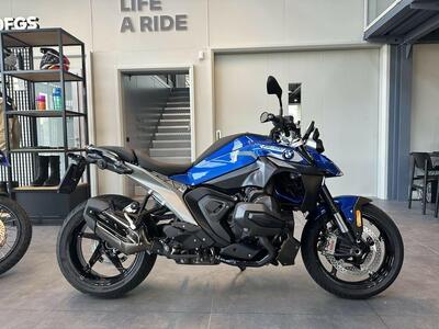 Bmw R 1300 R (2026) usata