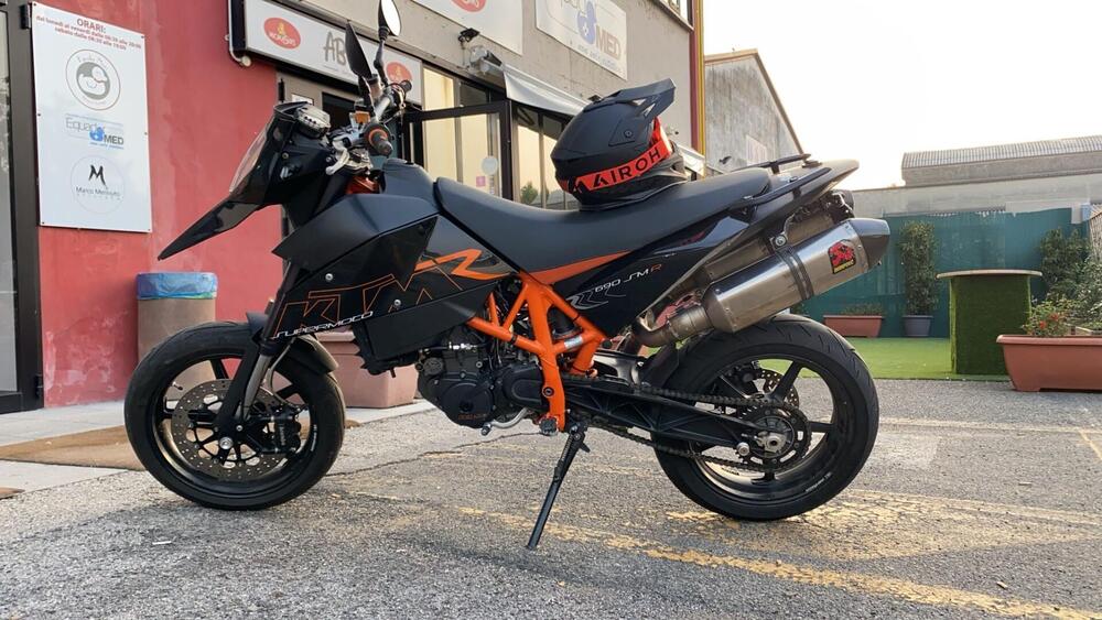 KTM 690 Supermoto (4)