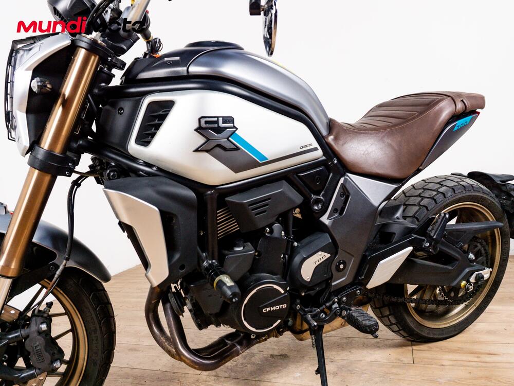 CFMOTO 700CL-X Heritage (2021 - 26) (9)
