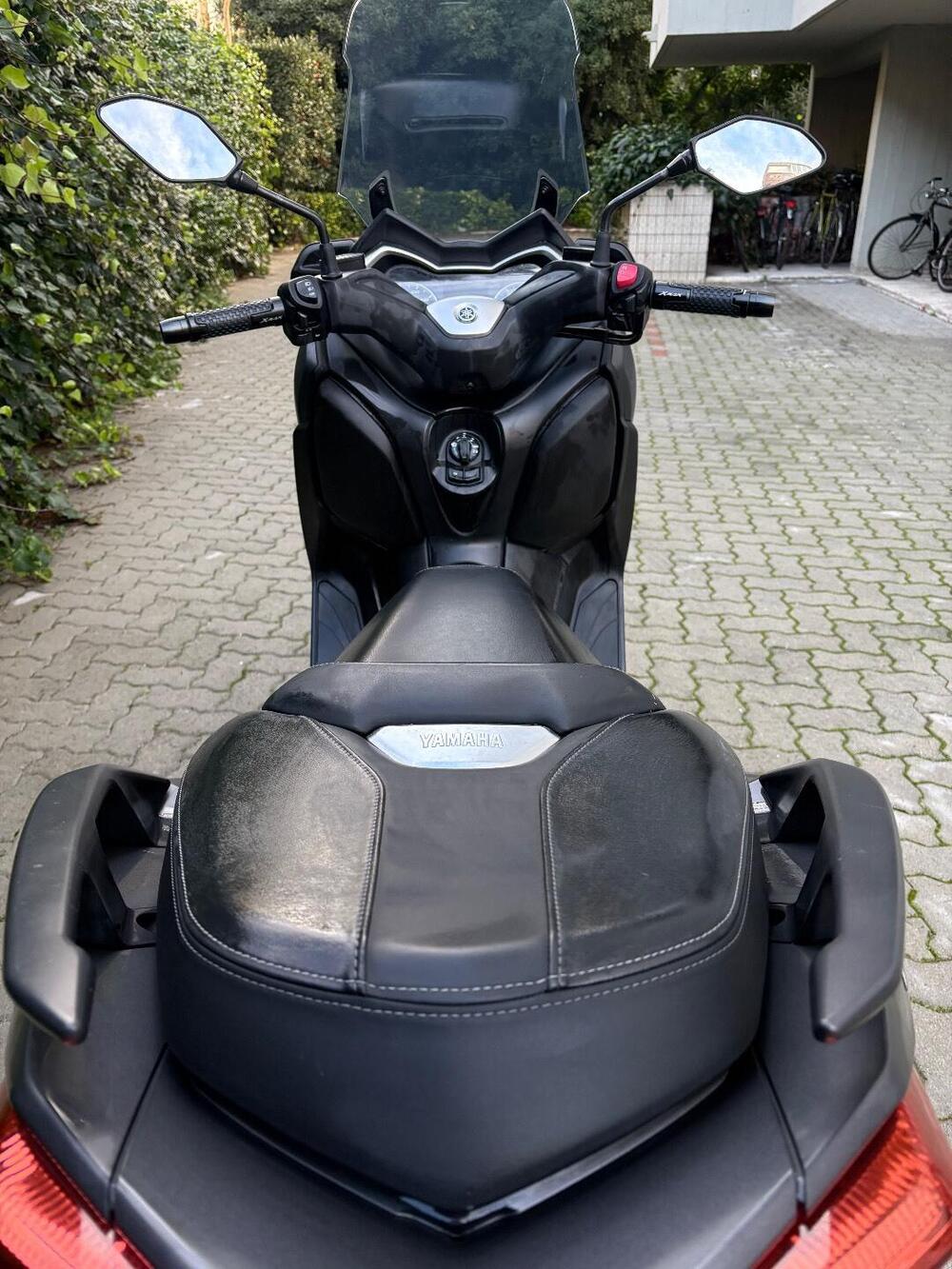 Yamaha X-Max 300 ABS (2017 - 20) (4)