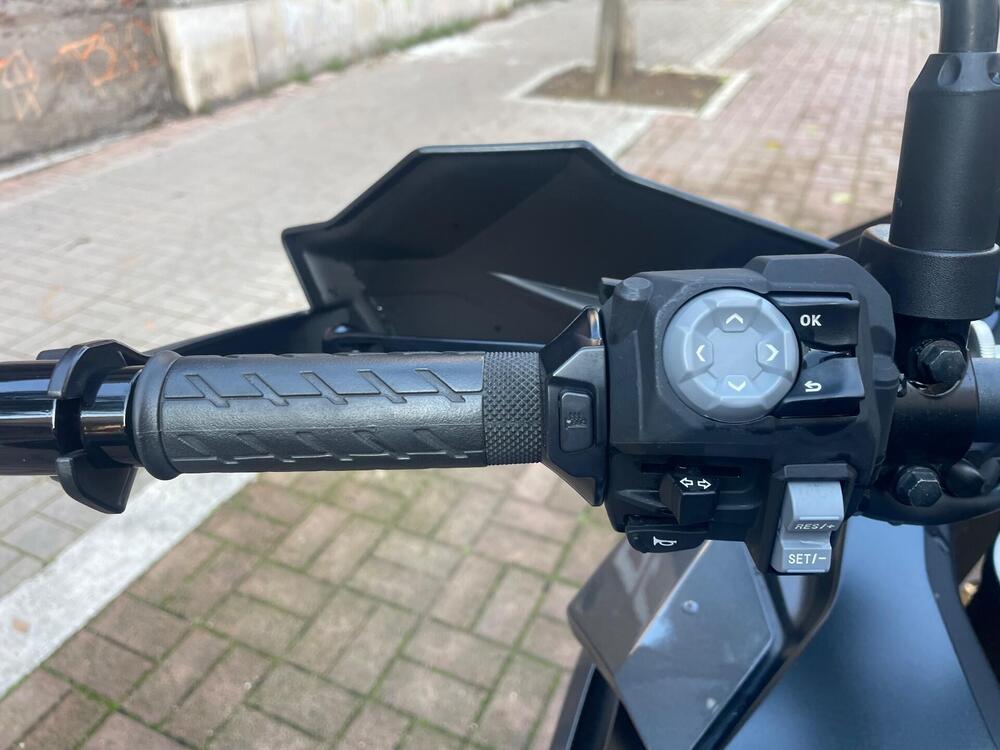 Suzuki GSX-S1000GX Touring (2024 - 26) (6)