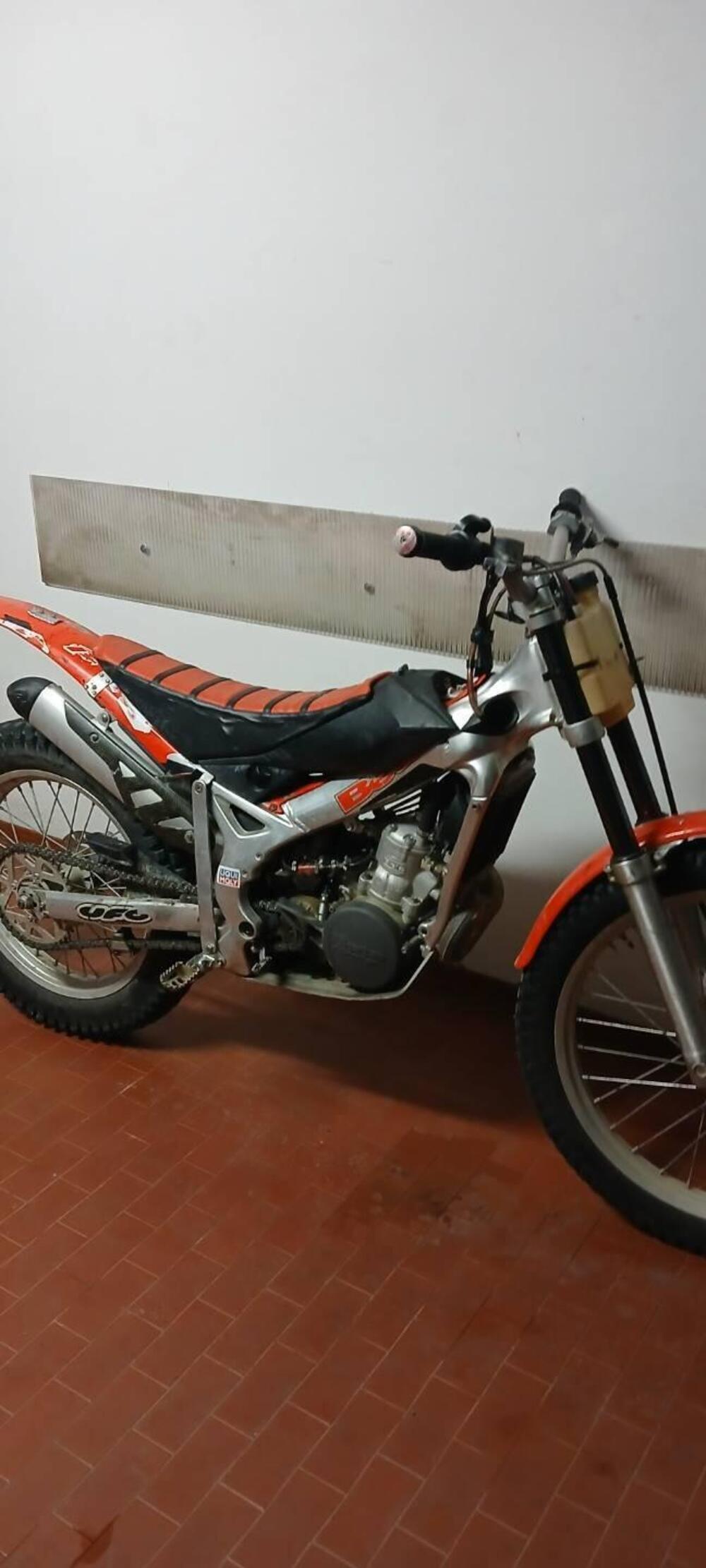 Betamotor REV-3 250 2t (2008 - 12)