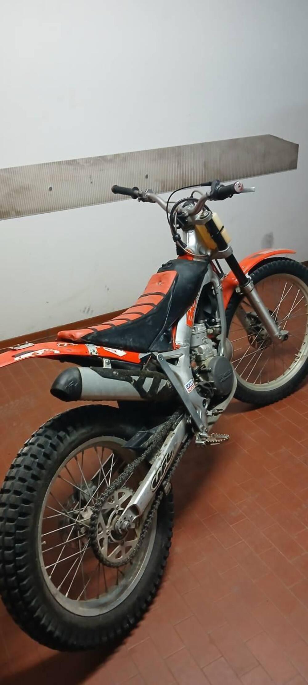 Betamotor REV-3 250 2t (2008 - 12) (4)