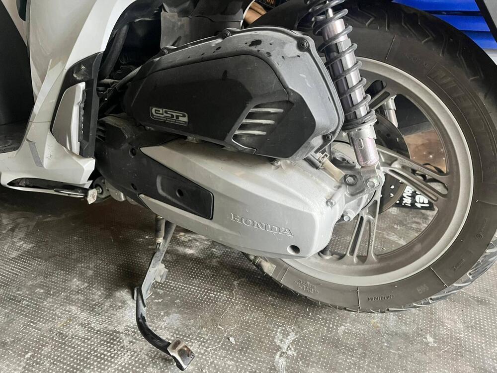 Honda SH 150 i (2017 - 19) (3)