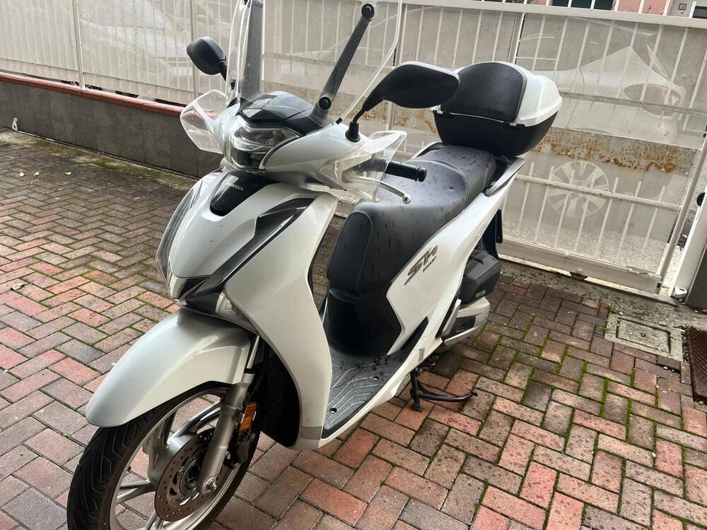 Honda SH 150 i (2017 - 19) (4)