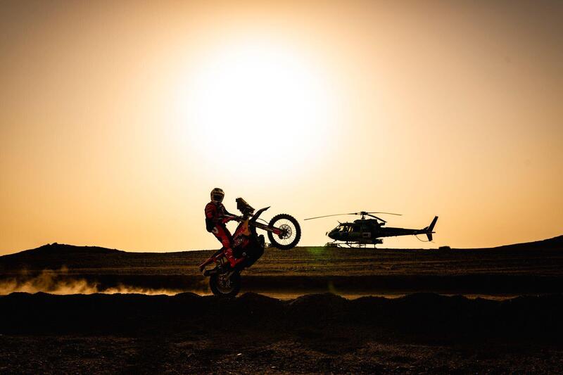 Dakar 2026. T7. Imboscata KTM, doppietta spianata. E un bel nulla di fatto Lategan che salva Al Attiyah [VIDEO]