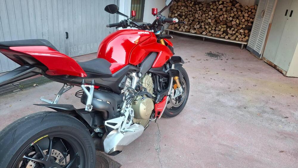 Ducati Streetfighter V4 1100 S (2020) (8)