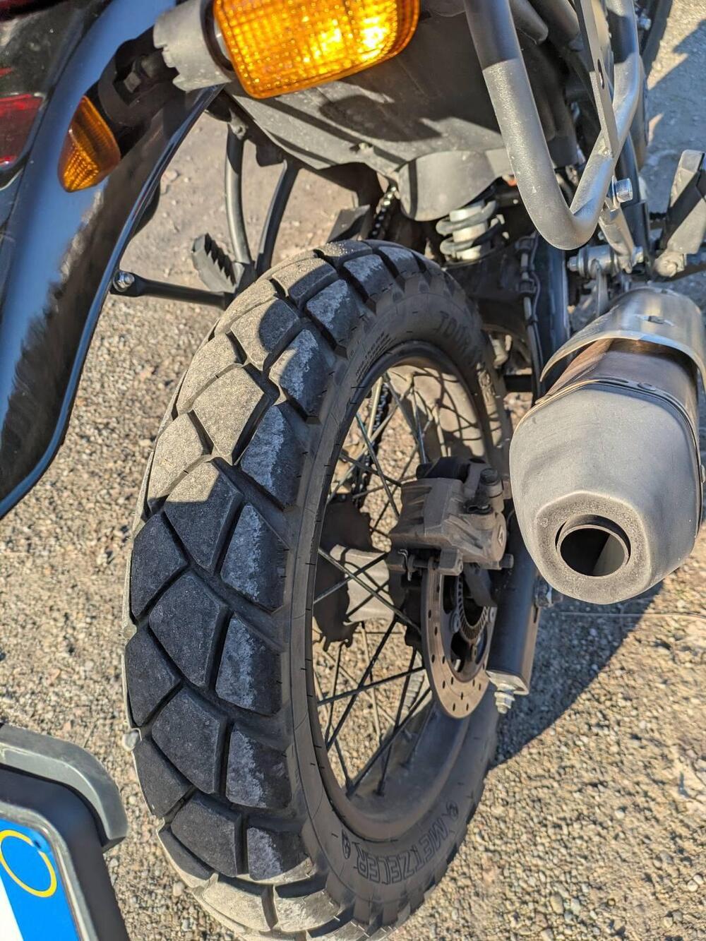 Royal Enfield Himalayan 411 (2021 - 24) (4)