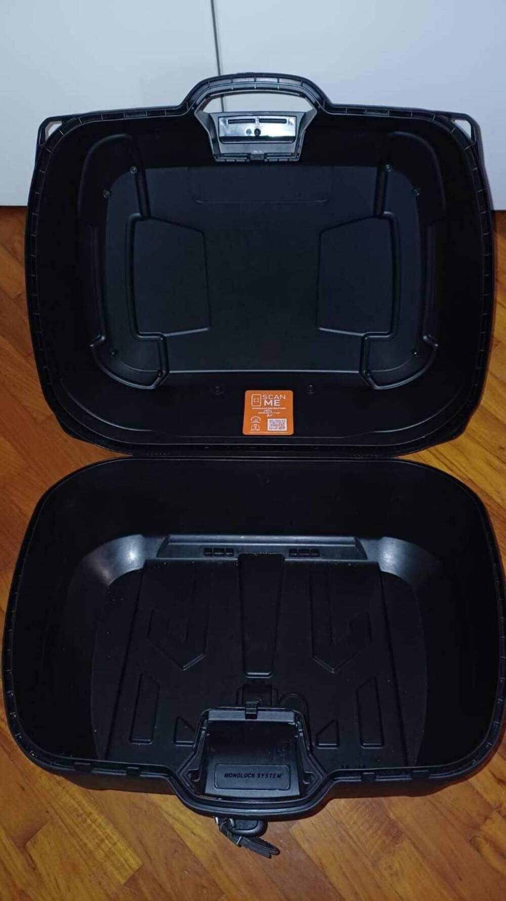 Vendo Bauletto centrale per moto Kappa K45 (3)