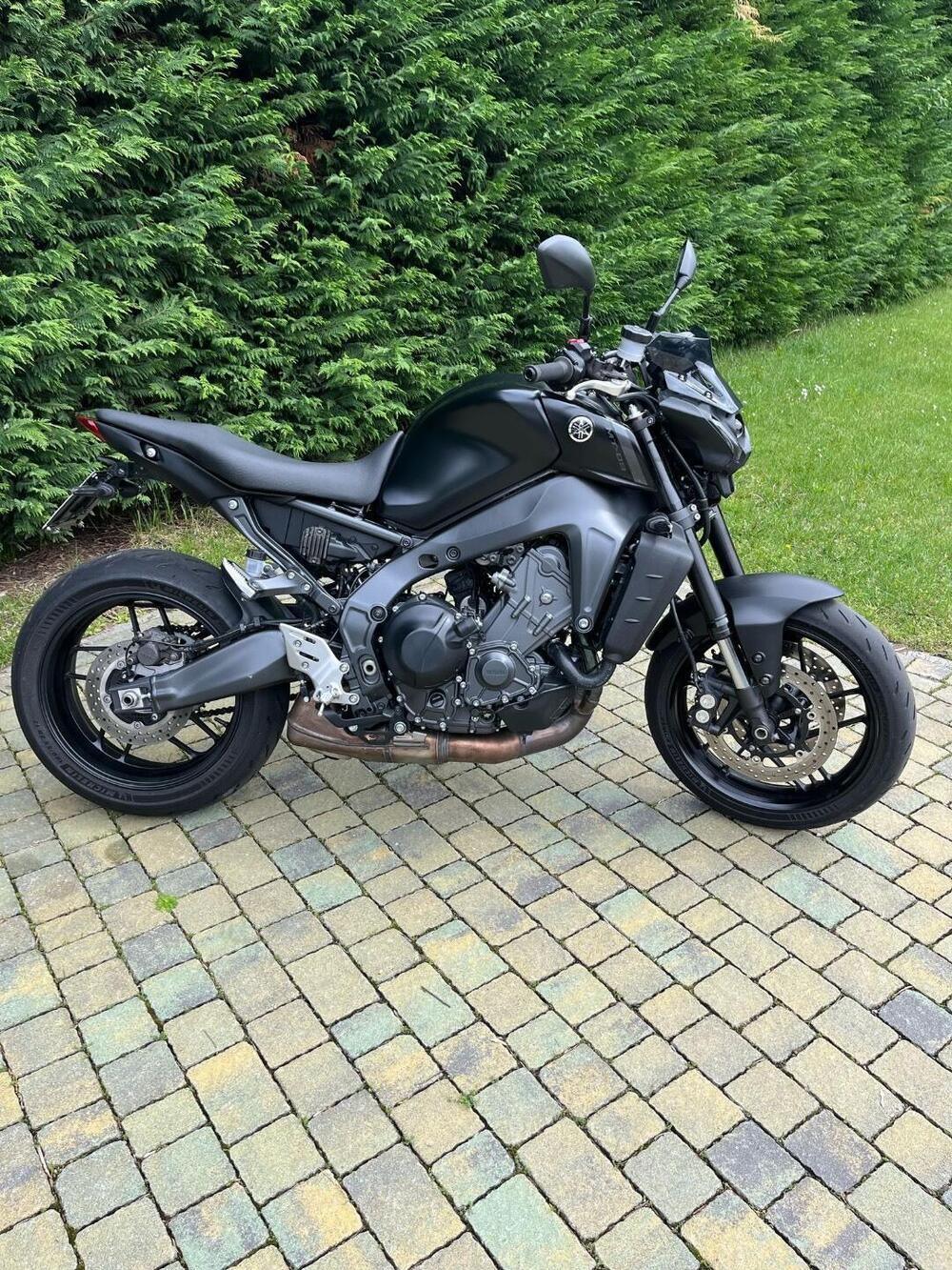 Yamaha MT-09 (2021 - 23) (4)