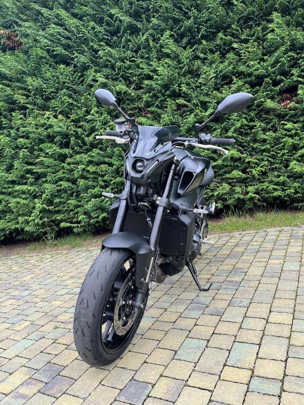 Yamaha MT-09 (2021 - 23) (8)