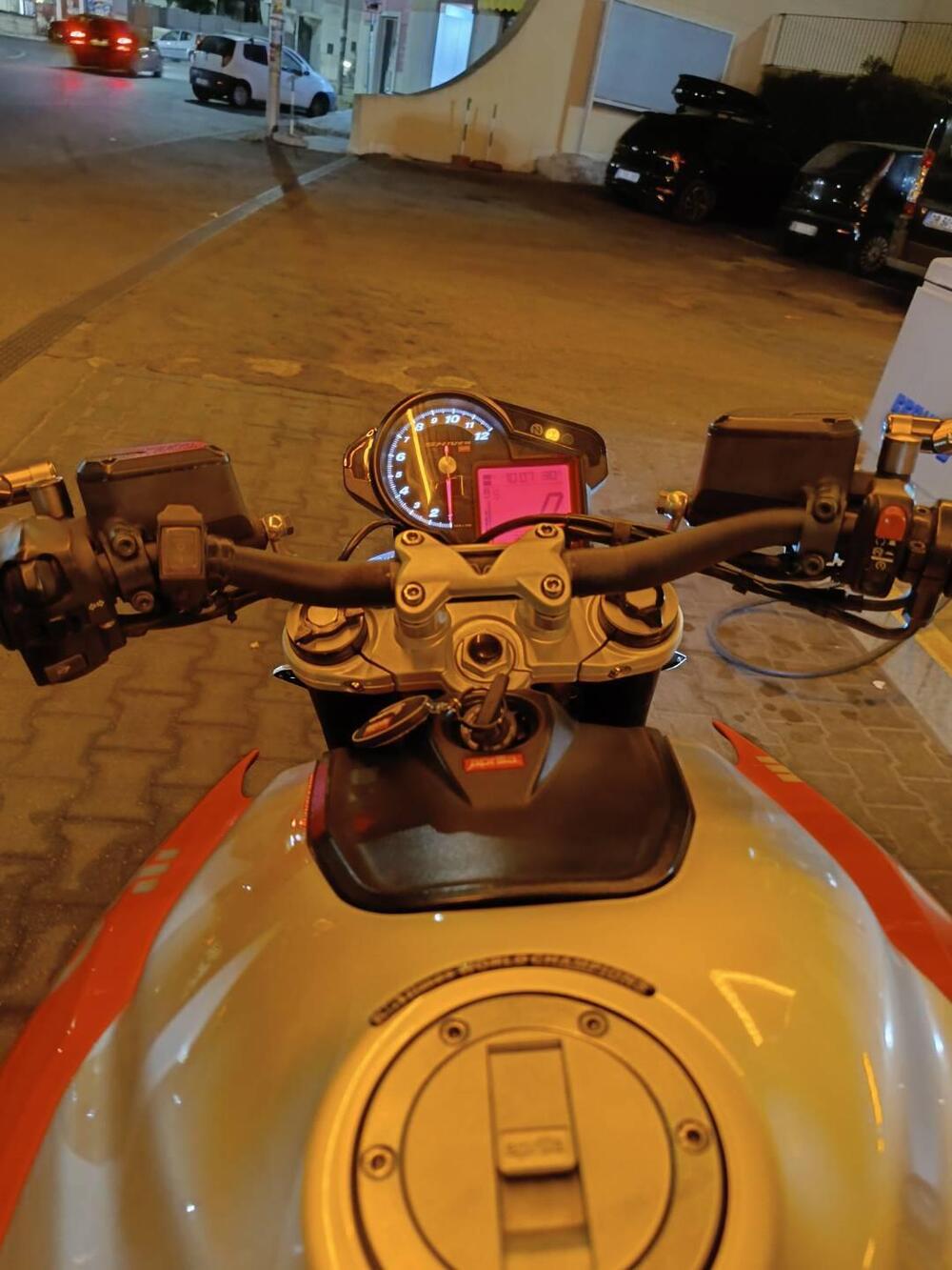 Aprilia Shiver 750 (2010 - 16) (2)