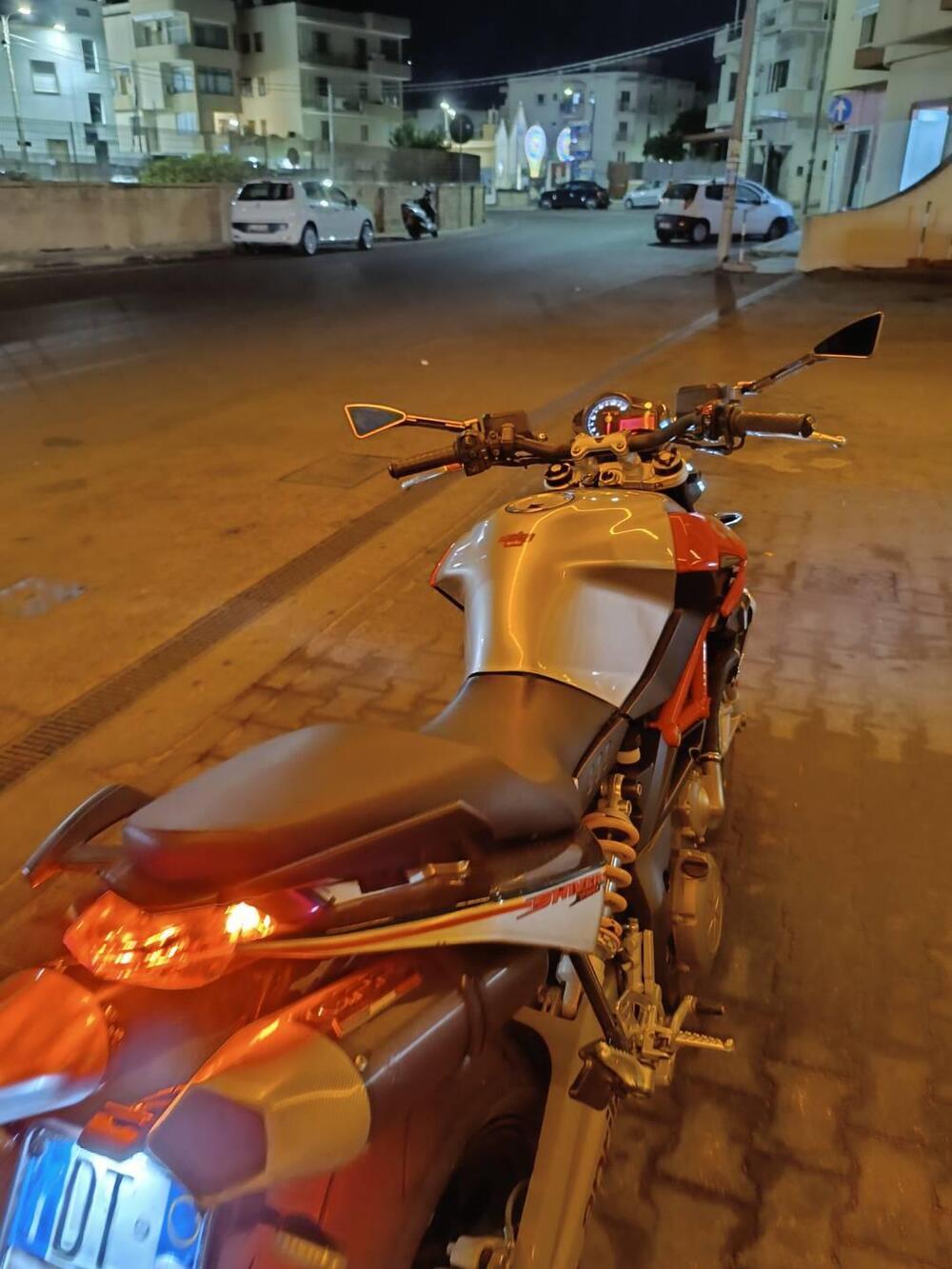 Aprilia Shiver 750 (2010 - 16) (3)