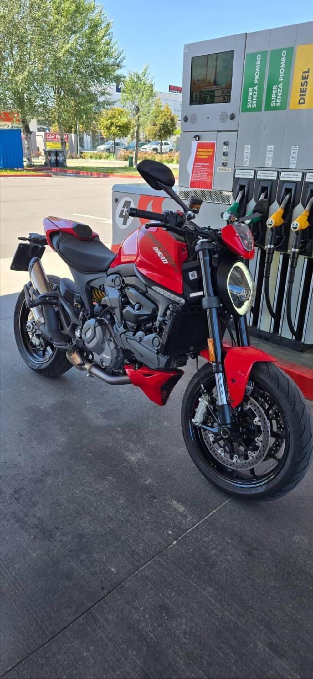Ducati Monster 937 + (2021 - 25) (4)