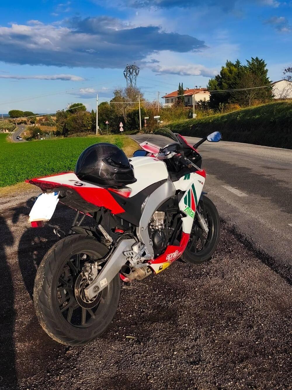 Aprilia RS 125 (2017 - 20) (2)