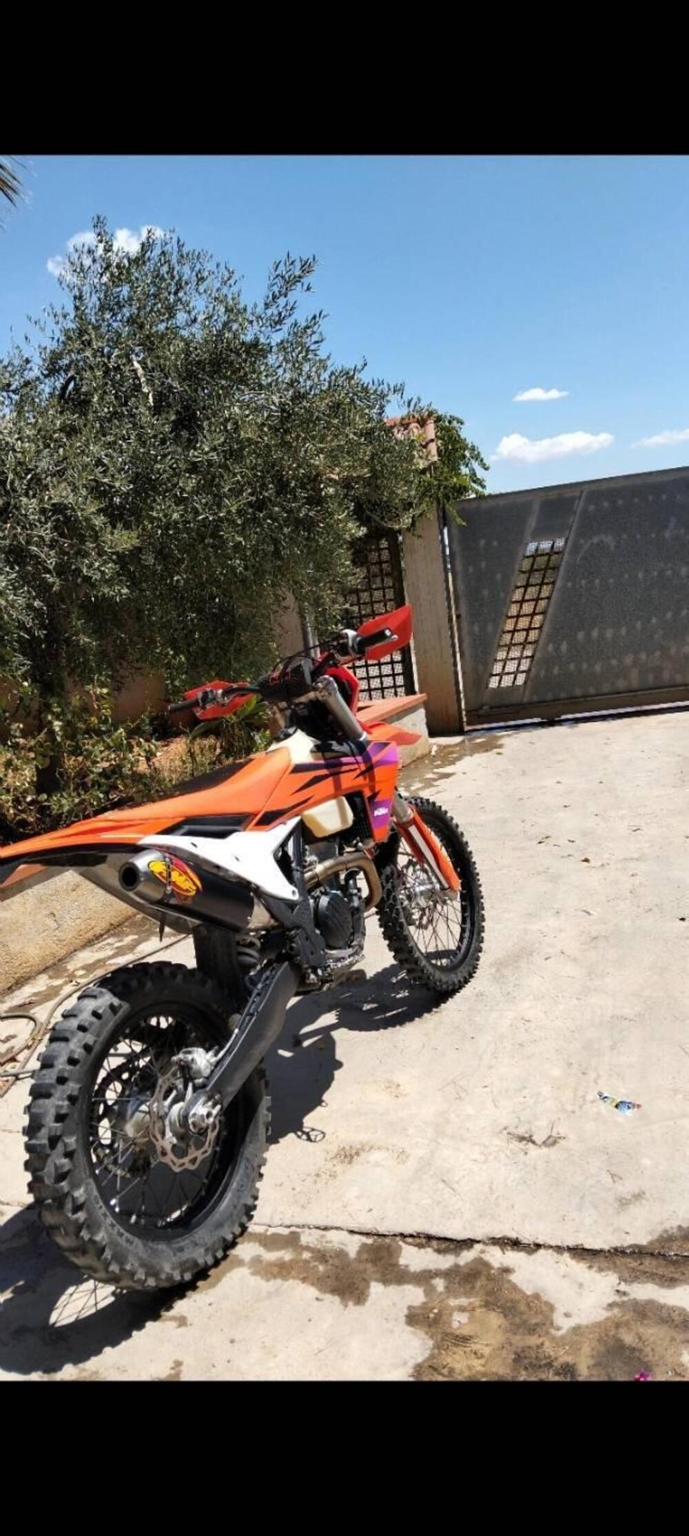 KTM 350 EXC-F (2024) (4)