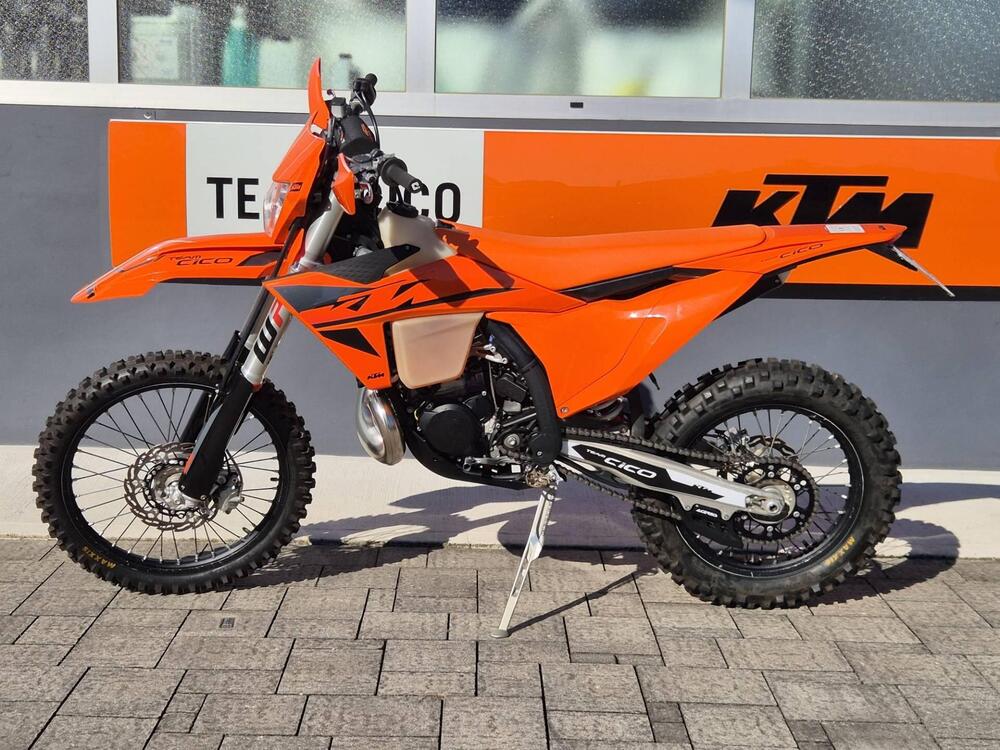 KTM 300 EXC TBI (2024) (3)