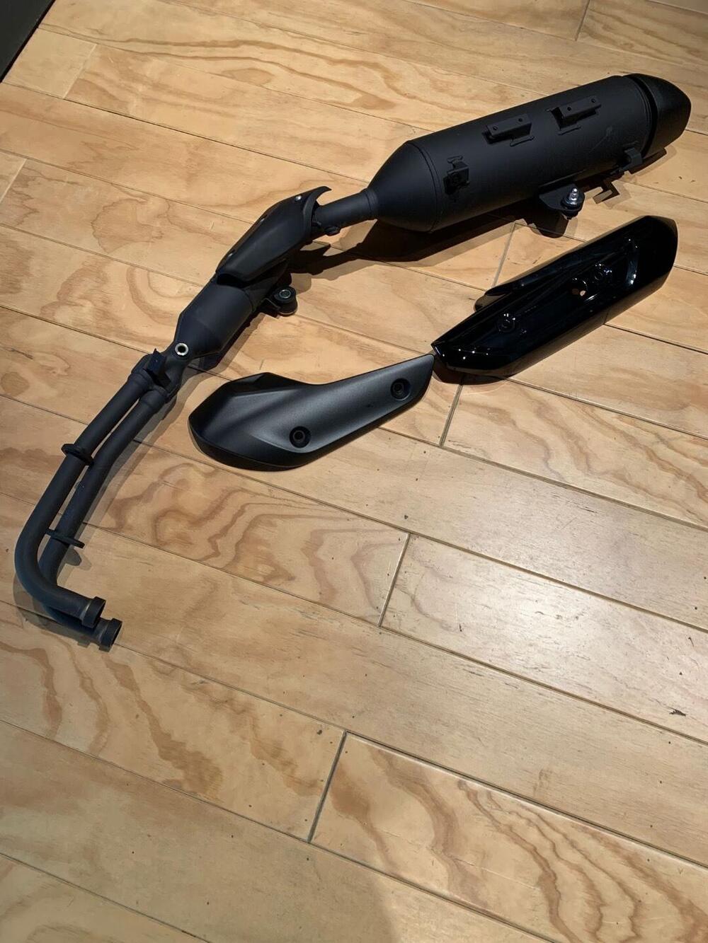 Scarico completo T-Max 560 Yamaha