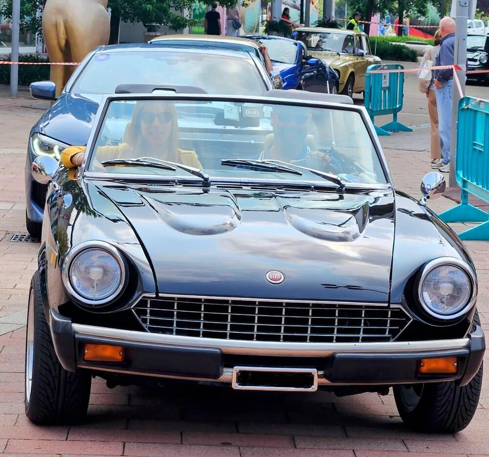 Fiat 124 Spider America d'epoca a Biella (4)