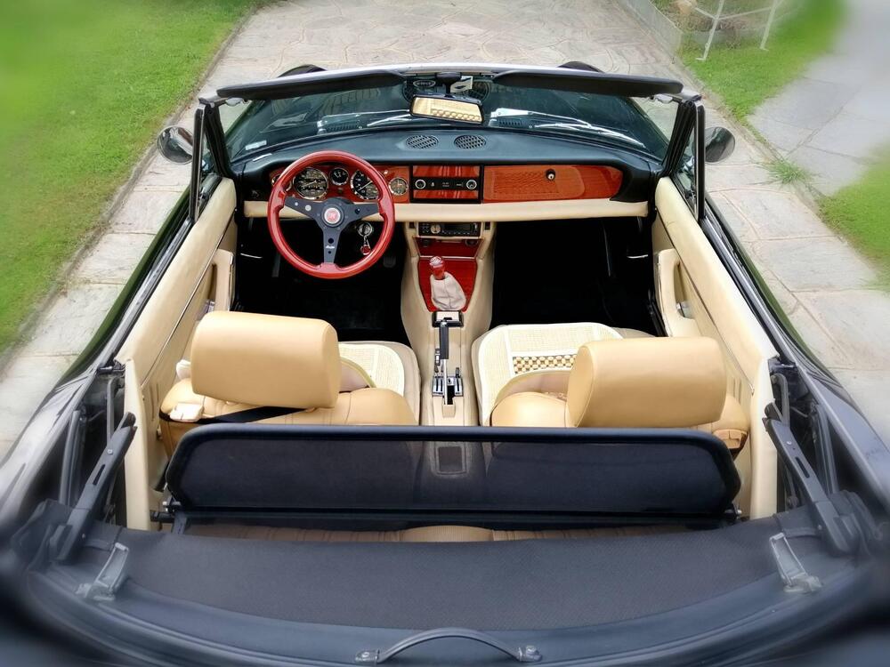 Fiat 124 Spider America d'epoca a Biella (11)