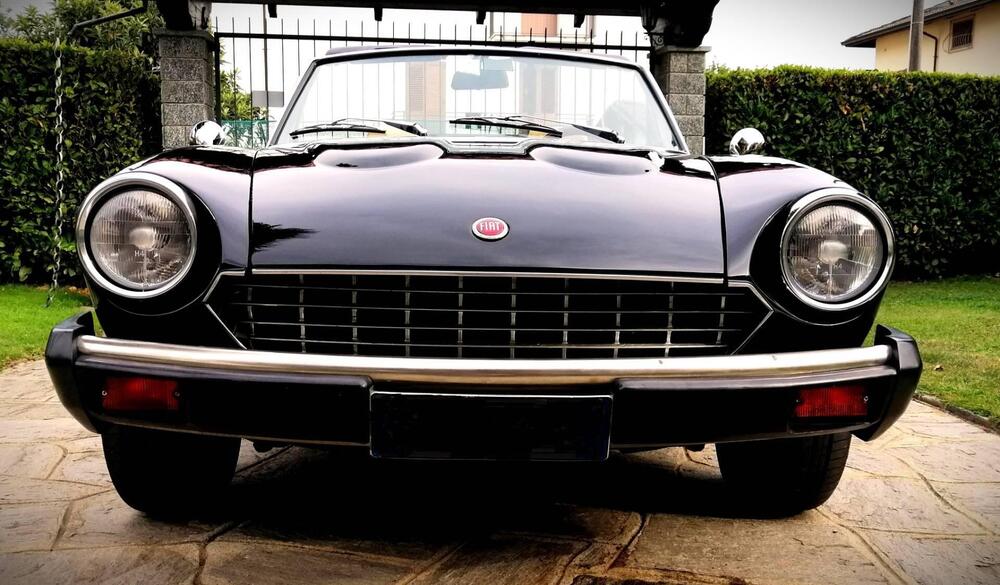 Fiat 124 Spider America d'epoca a Biella (13)