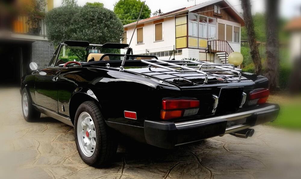 Fiat 124 Spider America d'epoca a Biella (17)