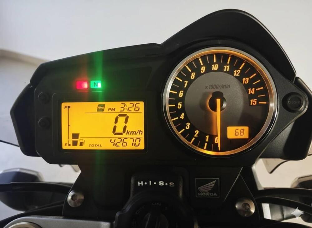 Honda Hornet 600 (2005 - 06) (6)