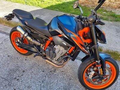 KTM 890 Duke R (2022 - 23) usata