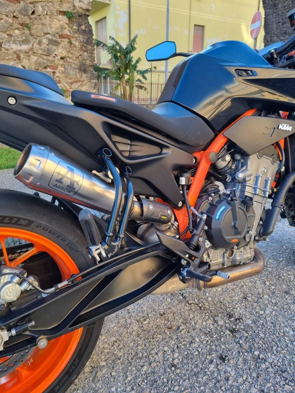 KTM 890 Duke R (2022 - 23) (7)
