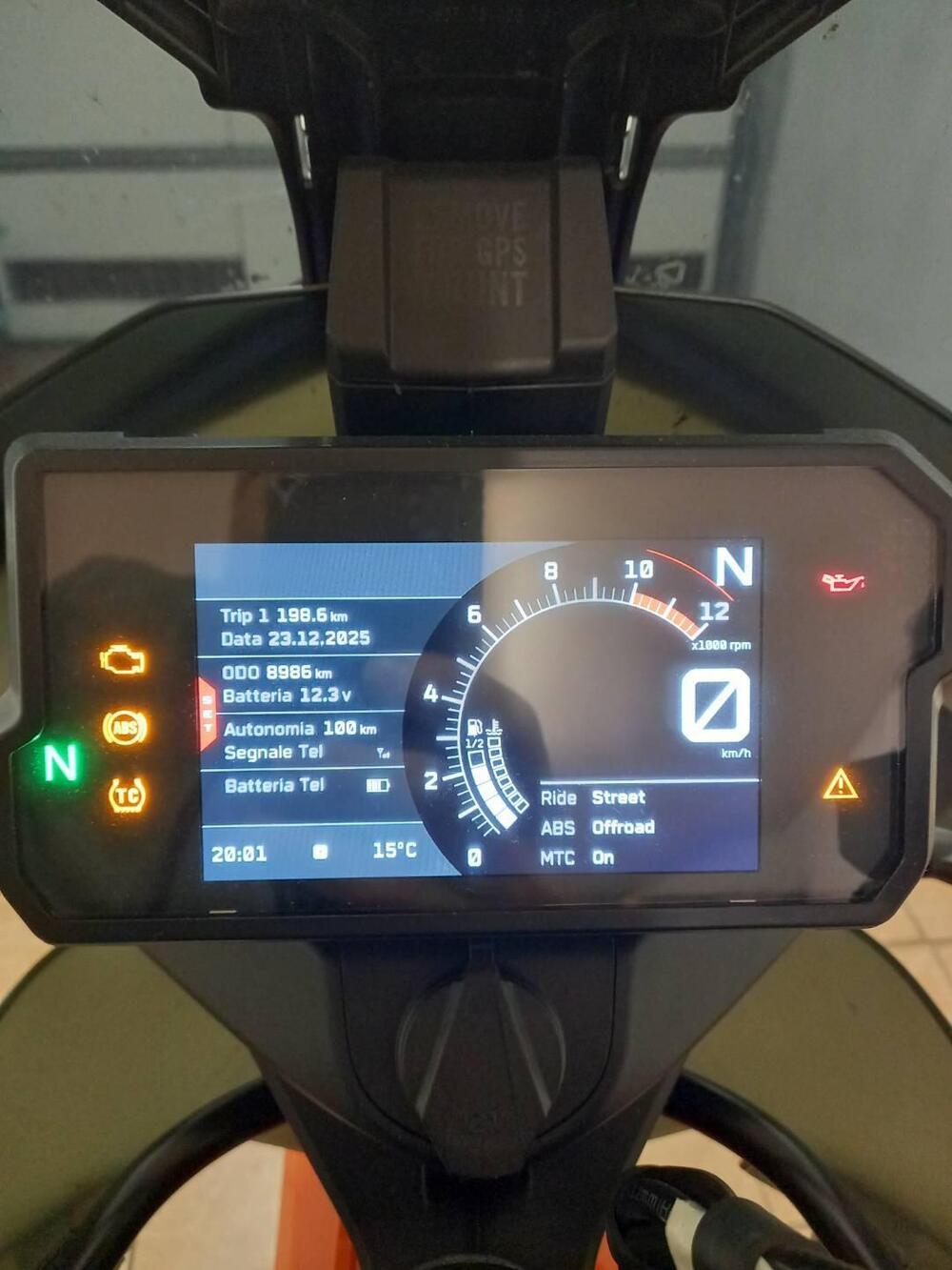 KTM 890 Adventure R (2022) (5)