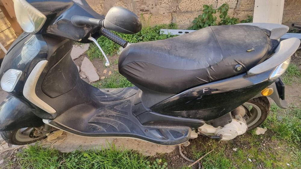 Smembro piaggio fly 50 (3)