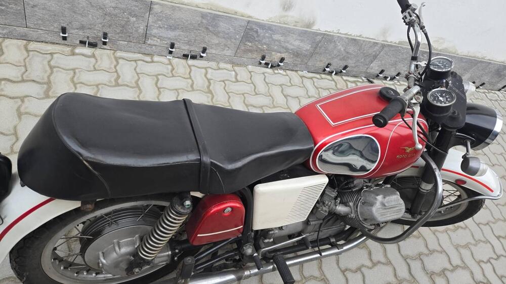 Moto Guzzi V7 SPECIAL (5)