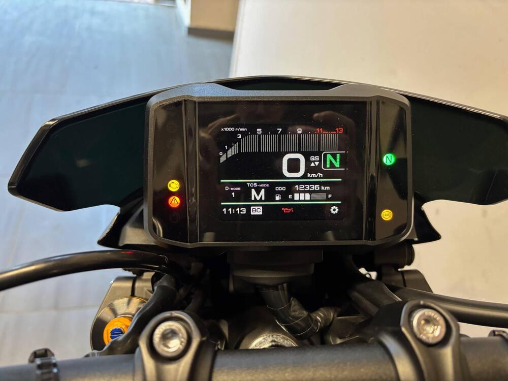 Yamaha MT-09 SP (2021 - 23) (4)