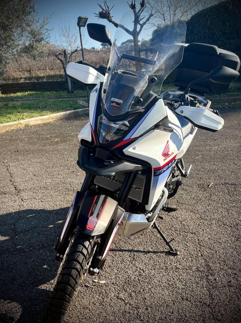 Honda Transalp XL750 (2023 - 24) (3)