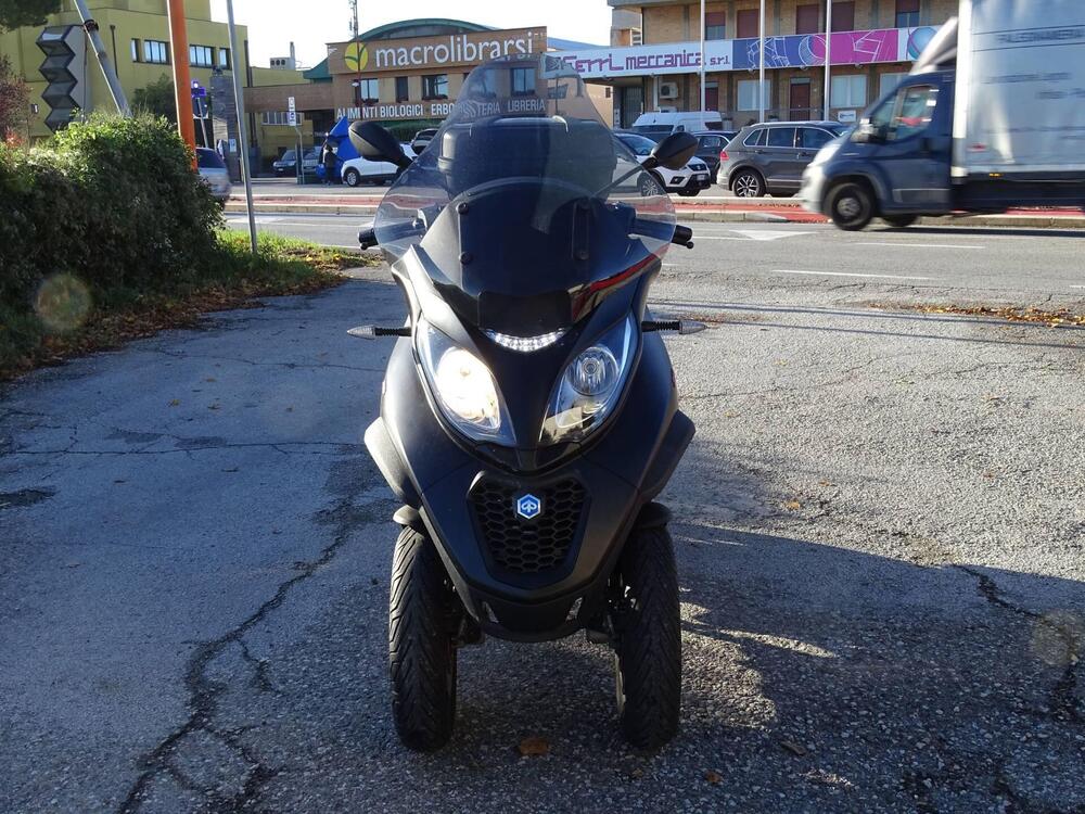 Piaggio Mp3 350 ie ABS (2018 - 19) (3)