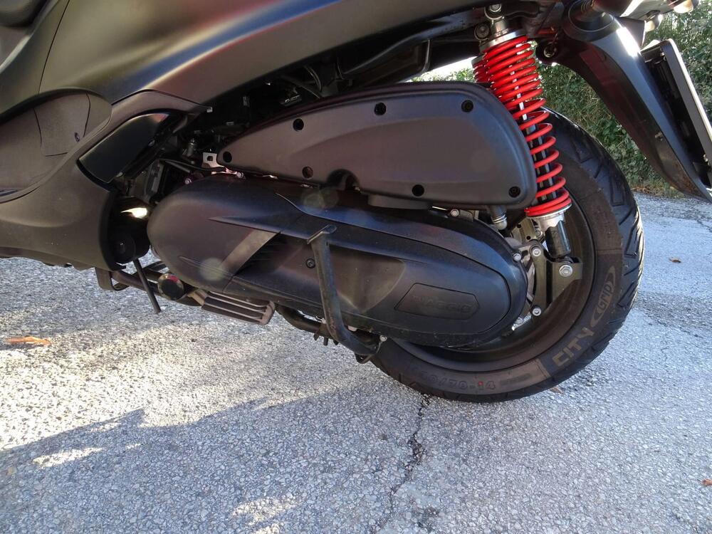 Piaggio Mp3 350 ie ABS (2018 - 19) (10)