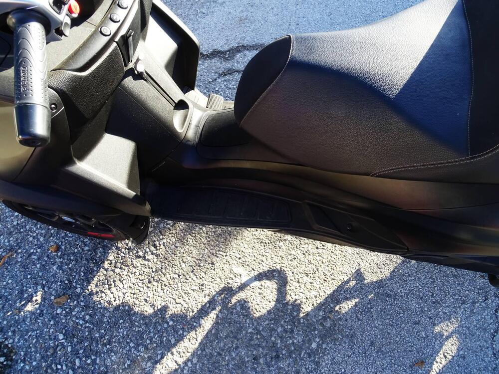 Piaggio Mp3 350 ie ABS (2018 - 19) (12)