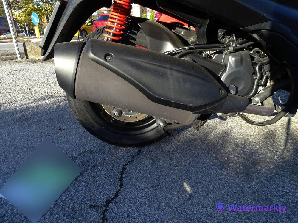 Piaggio Mp3 350 ie ABS (2018 - 19) (20)