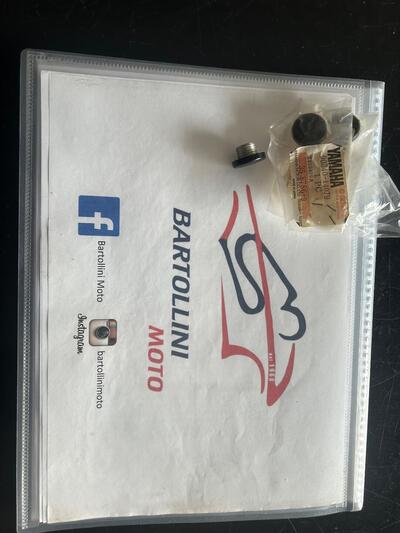 Tappo filettato XT600 Yamaha