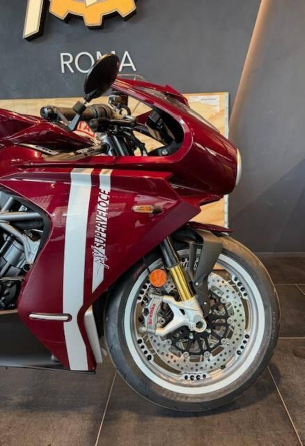 MV Agusta Superveloce 800 98 (2023 - 26) (11)