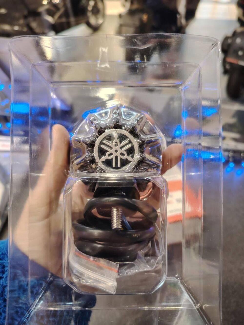 Fanale posteriore YAMAHA XSR700 (3)