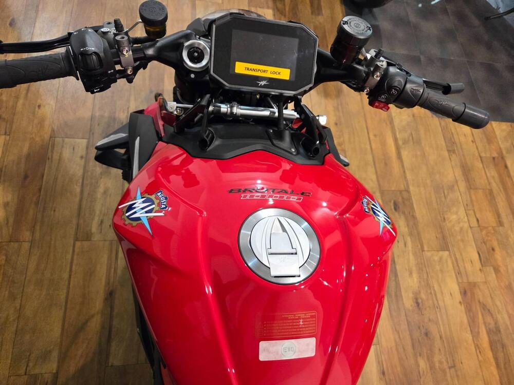 MV Agusta Brutale 1000 RS (2022 - 26) (5)