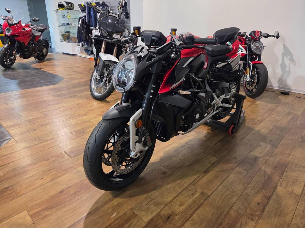 MV Agusta Brutale 1000 RS (2022 - 26) (10)