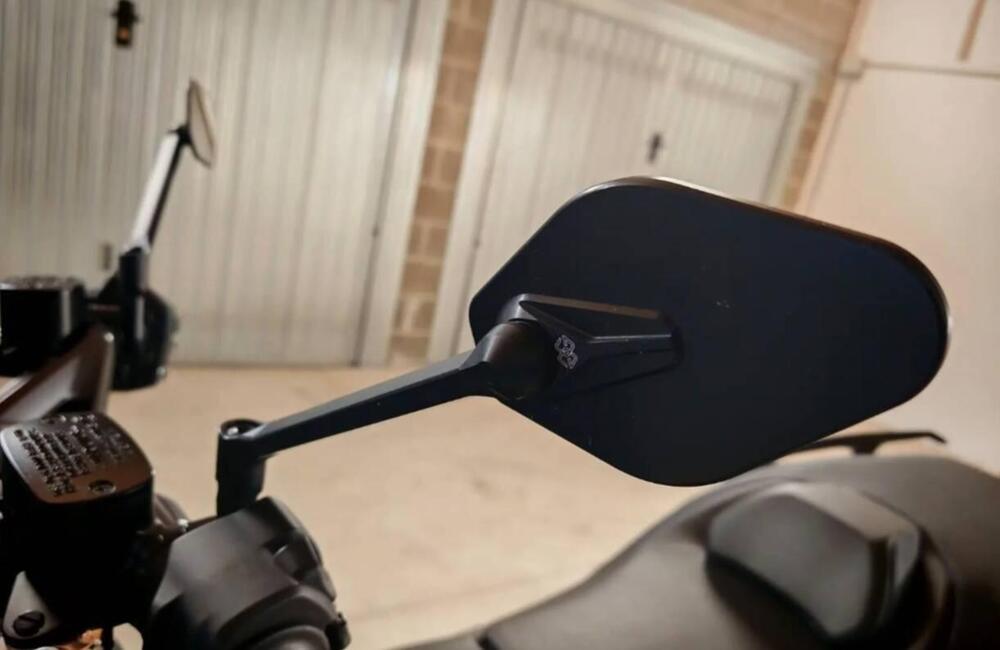 Yamaha T-Max 560 (2025 - 26) (4)