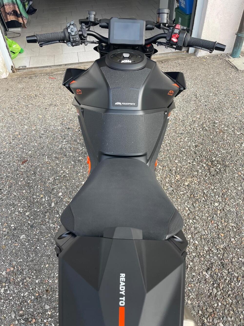 KTM 1390 Super Duke R (2024 - 26) (8)