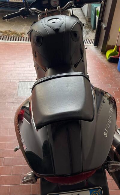 Triumph Speed Triple 955 (2002 - 04) usata